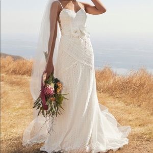 Ivory Allover Lace Tank Sheath Wedding Dress